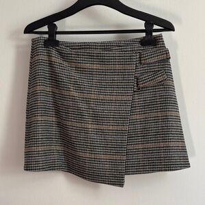 Chic Plaid Mini Skirt - Black and Tan